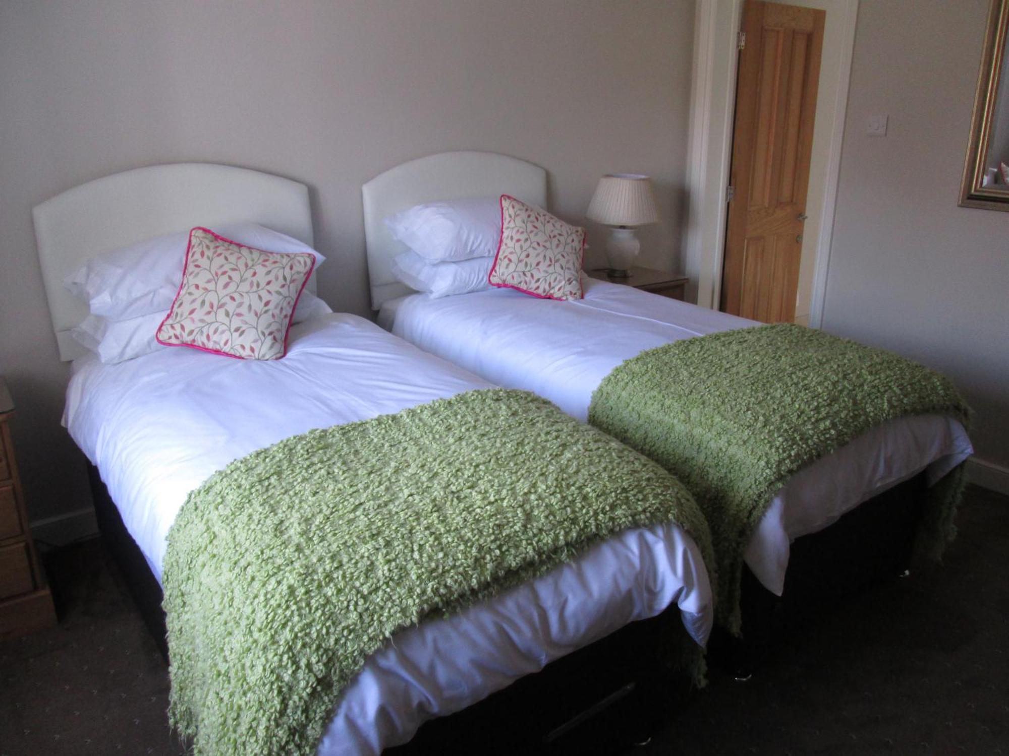 Three-Cranes Bed & Breakfast Turvey Room photo